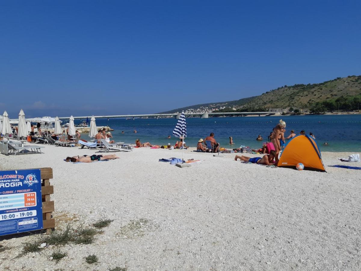 Olea Apartments Trogir Exterior photo