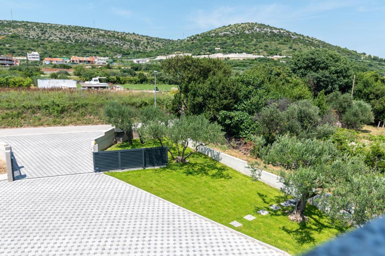 Olea Apartments Trogir Exterior photo
